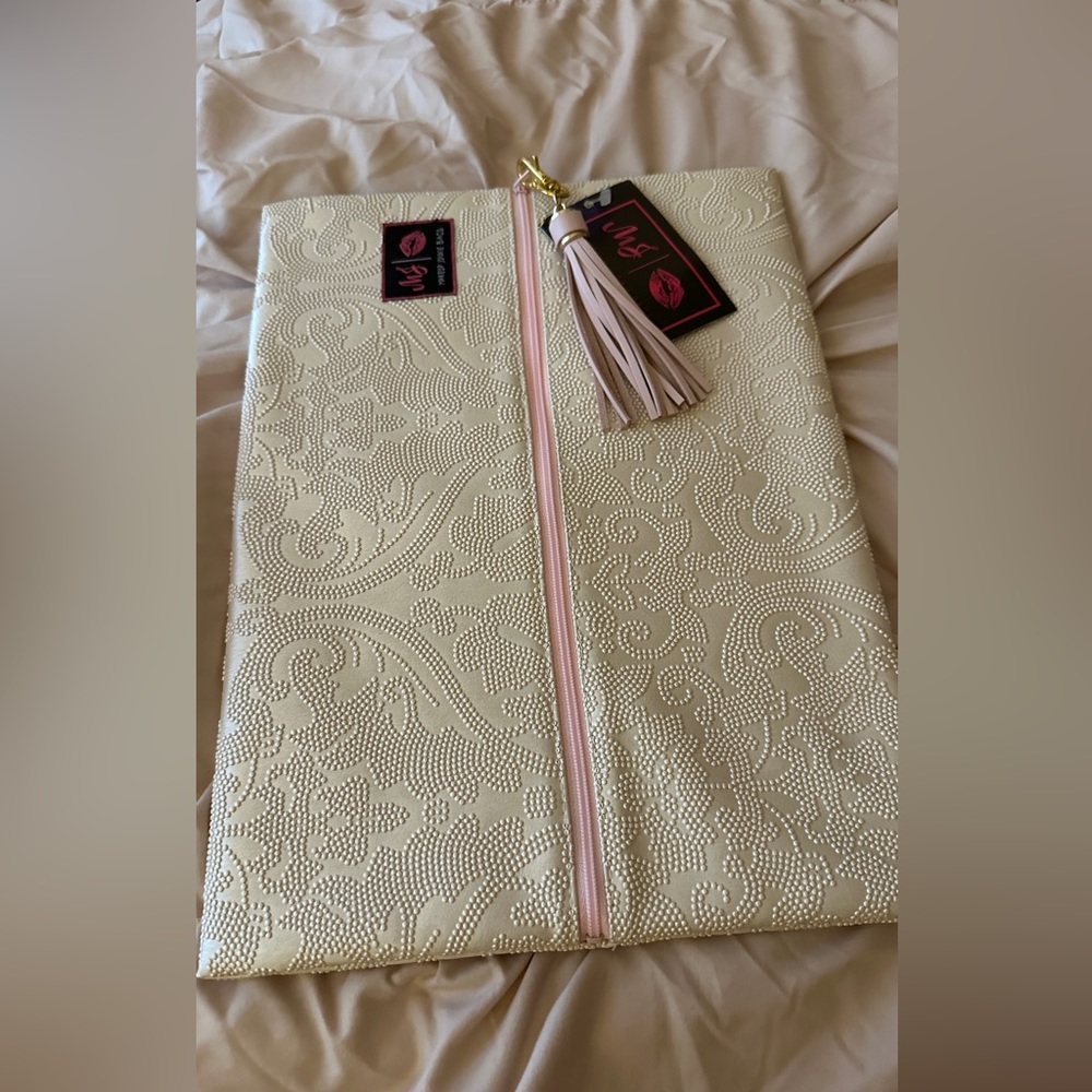 - Make Up Junkie Bag - Large